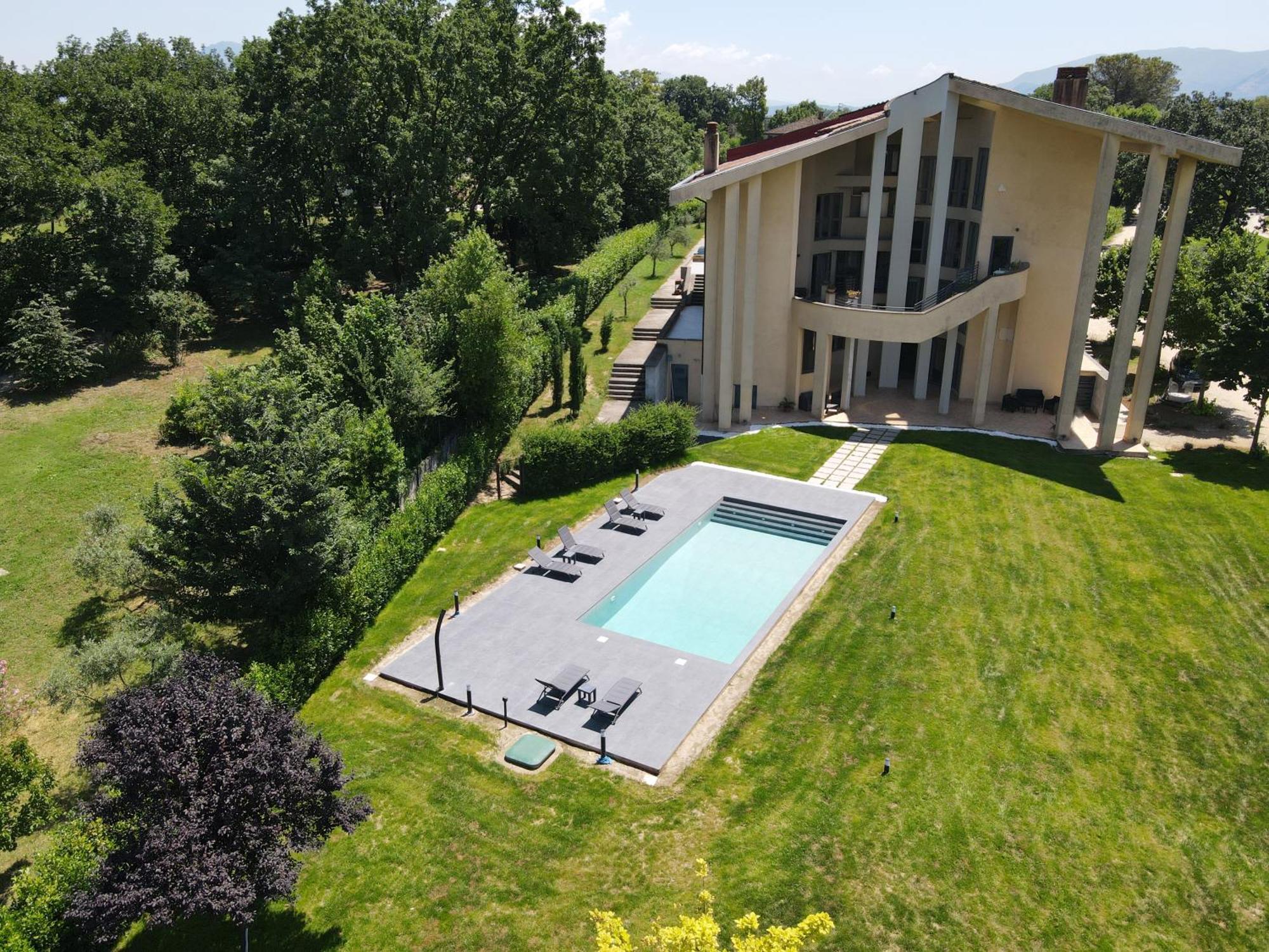 Le Colonne Bed & Breakfast Cassino Exterior photo